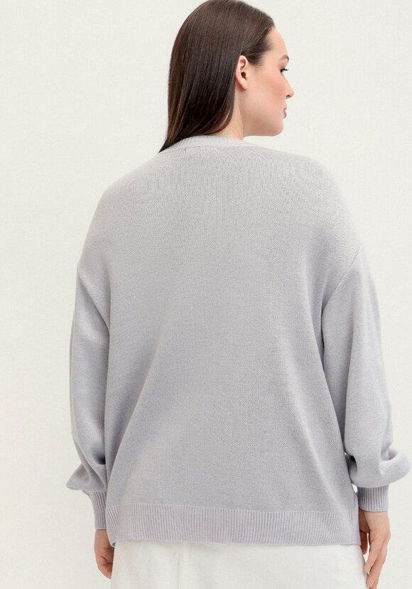 Джемпер с жаккардовой надписью шир.  580, рис. 19