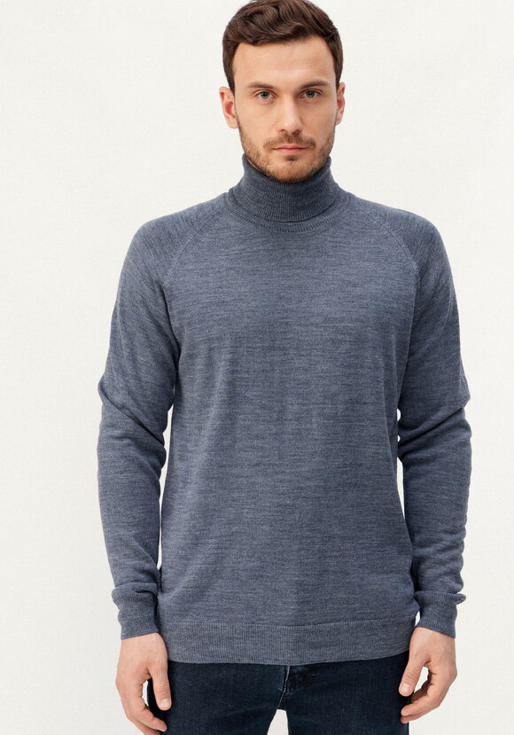 Джемпер вязаный с высокой горловиной шир.  580, рис. 27