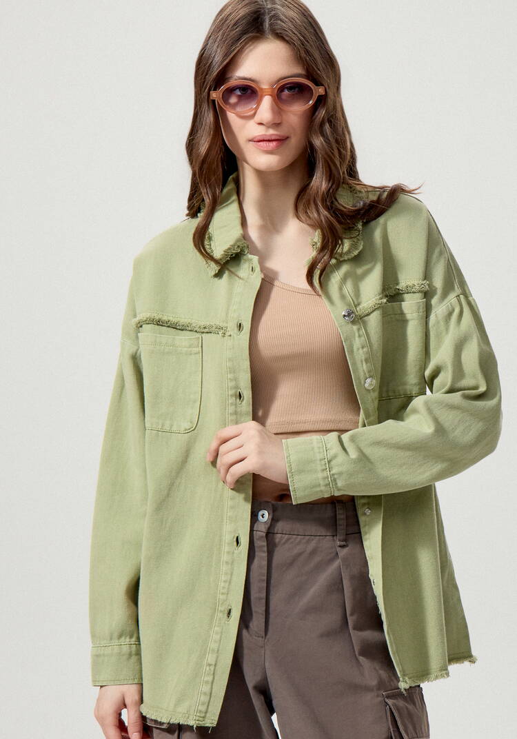 Джинсовая куртка с бахромой по краям шир.  750, рис. 17