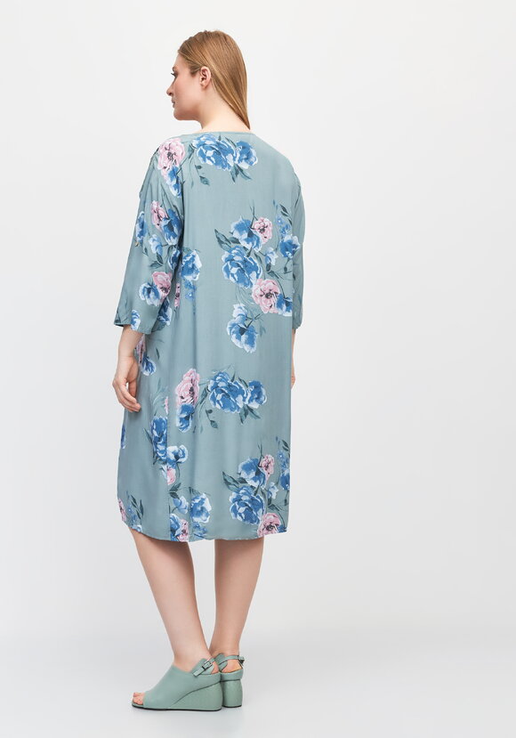 Платье с кружевом Элизабет шир.  580, рис. 9