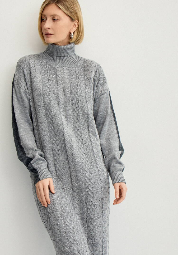 Платье двухцветное с фактурным рисунком шир.  750, рис. 14