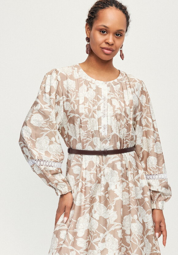 Платье с вставками кружева Катрин шир.  580, рис. 2