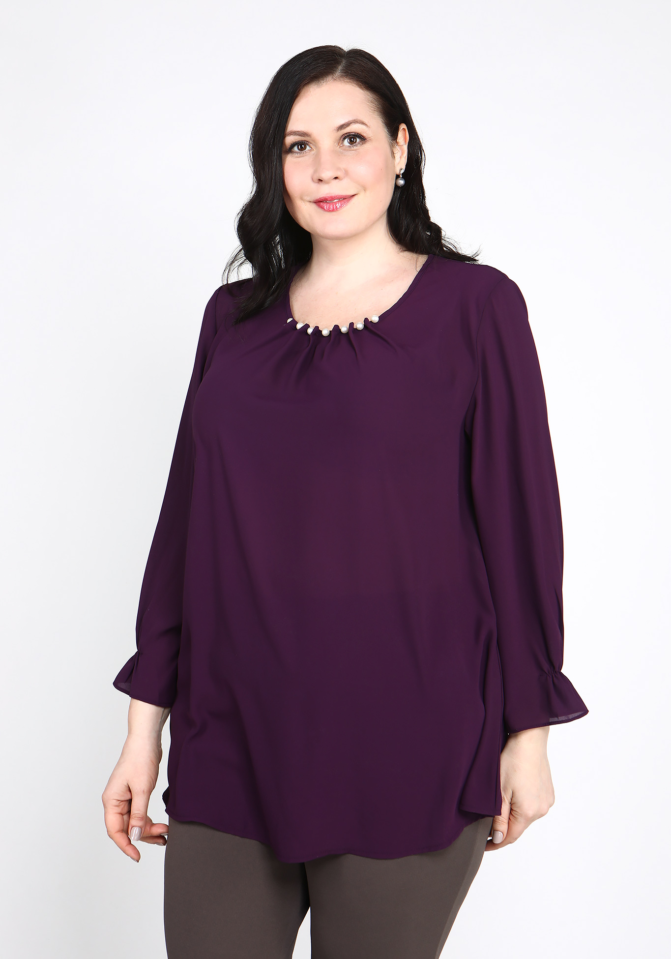 Блуза с украшением на воротнике Bianka Modeno, размер 50, цвет баклажановый - фото 1
