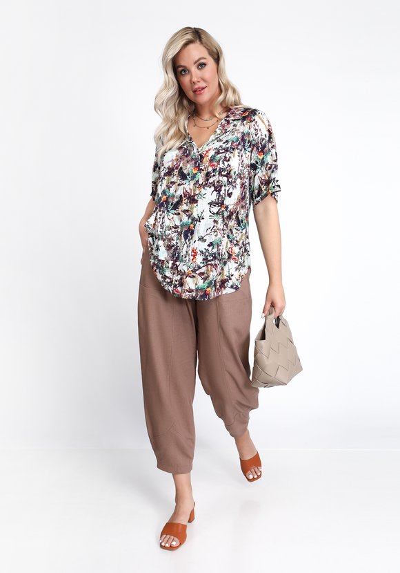 Блуза с фигурным низом шир.  580, рис. 7