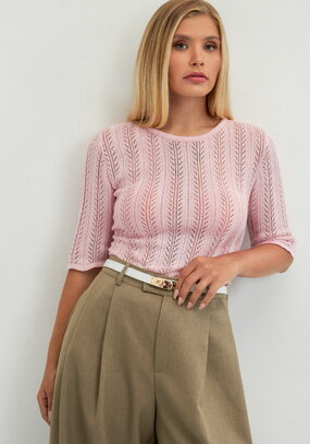 Джемпер с ажурным вертикальным рисунком