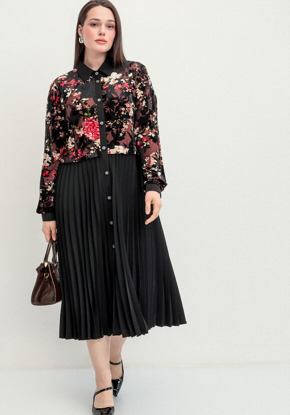 Платье с отрезной кокеткой и юбкой плиссе шир.  580, рис. 7