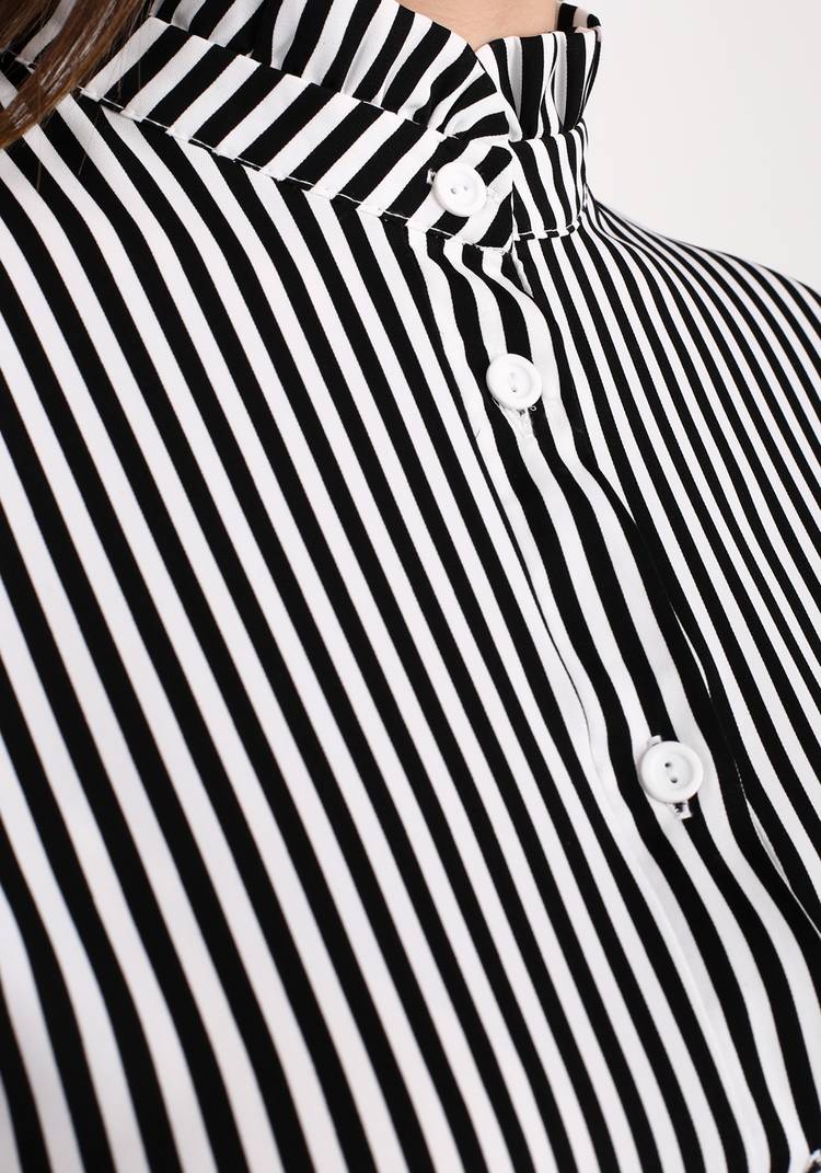 Блуза с эффектным воротником-стойка шир.  750, рис. 4