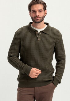 Джемпер с воротником-поло на пуговицах