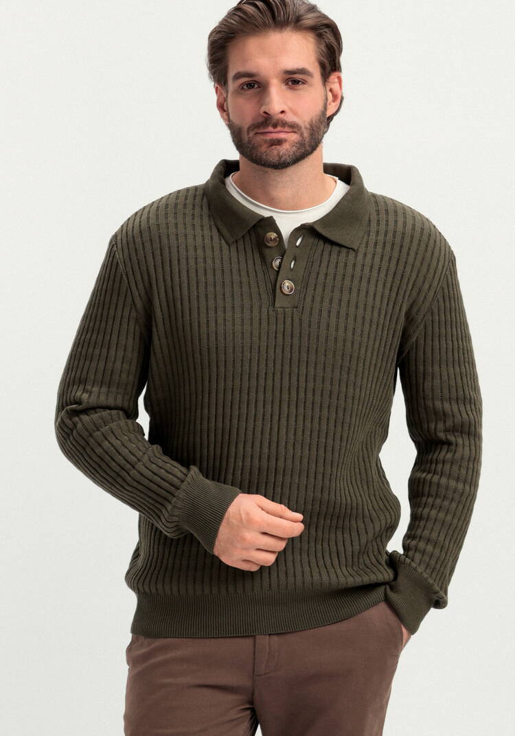 Джемпер с воротником-поло на пуговицах шир.  750, рис. 10