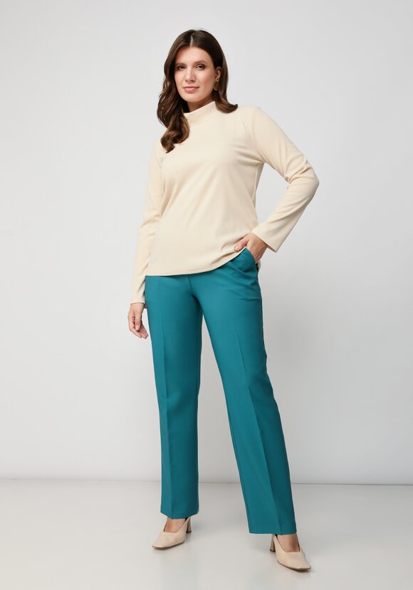 Водолазка прямого кроя шир.  580, рис. 17