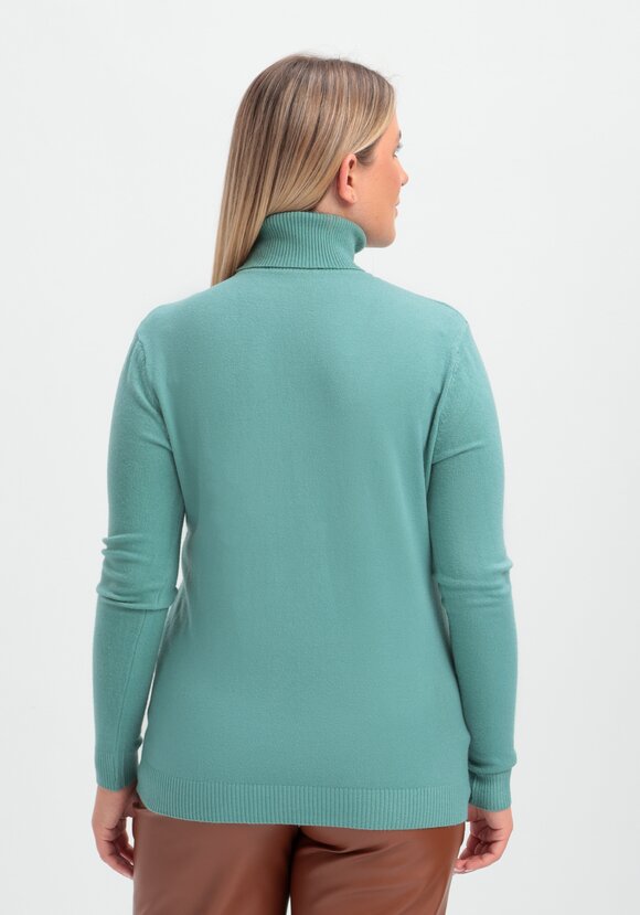 Джемпер Яркий выход шир.  580, рис. 33