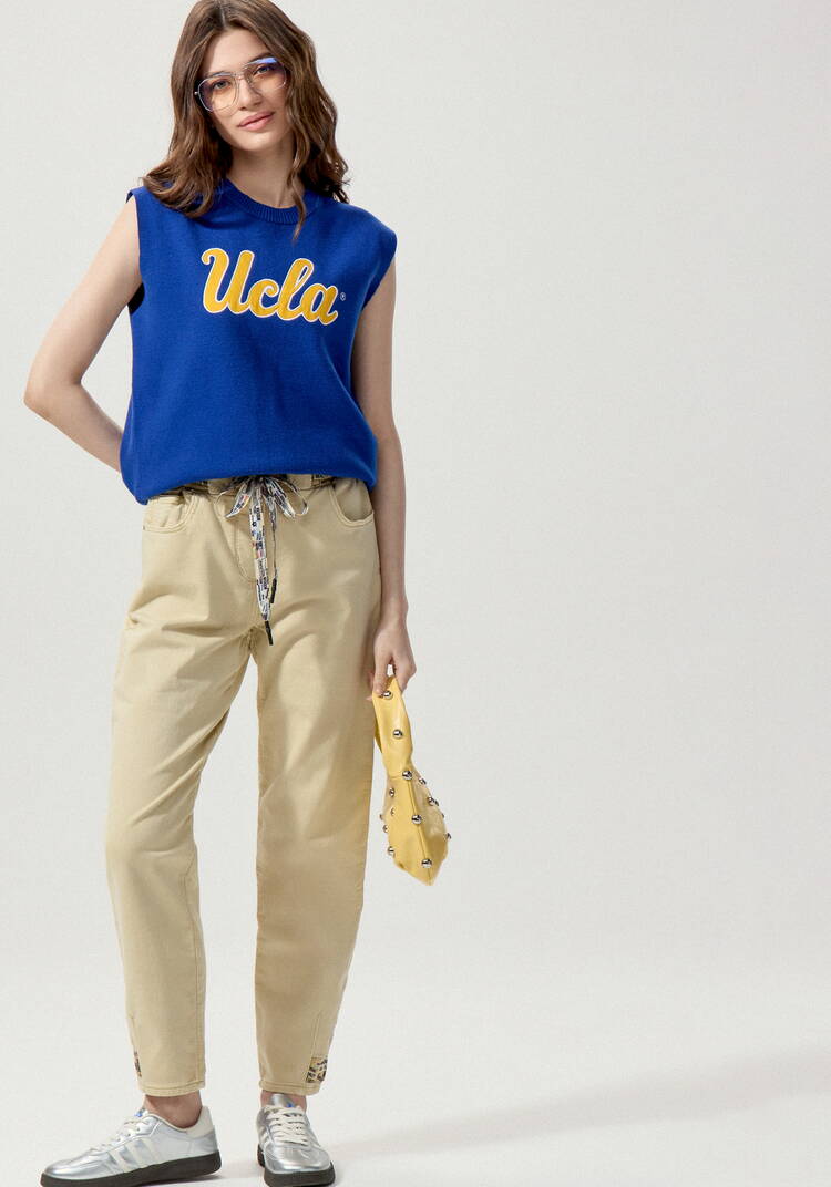 Джинсы с принтом по поясу шир.  750, рис. 16