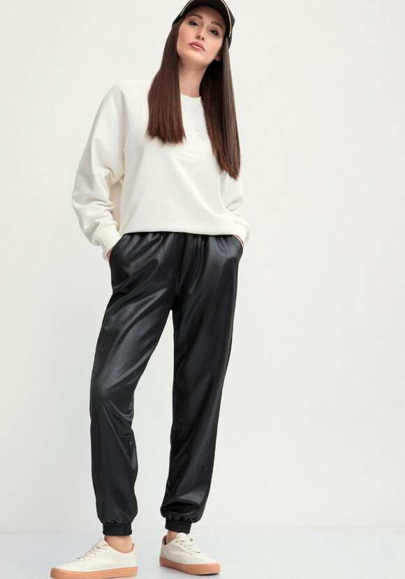 Брюки на резинке по низу шир.  580, рис. 11