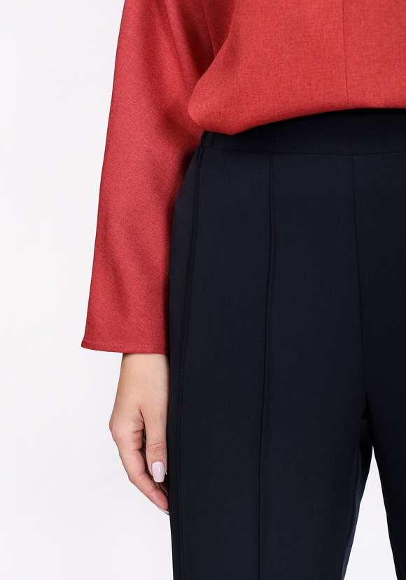 Брюки с декоративными отстрочками шир.  580, рис. 16