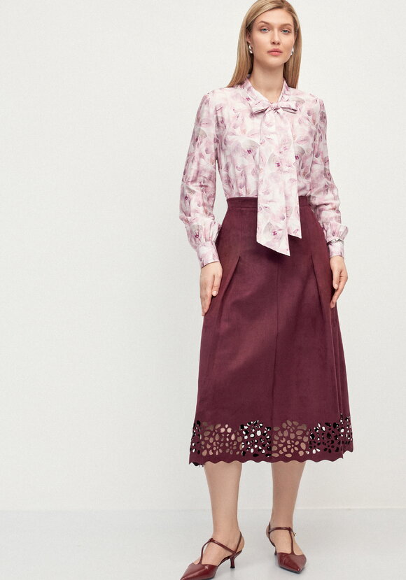 Блуза с бантом по вороту Эмма шир.  580, рис. 10