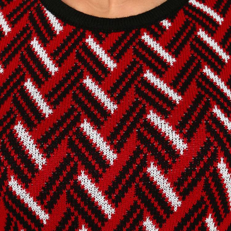 Платье вязаное с геометрическим рисунком шир.  750, рис. 11