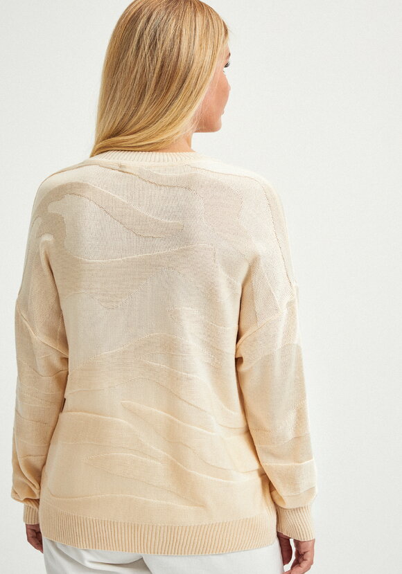 Джемпер с 3D-рисунком шир.  580, рис. 3