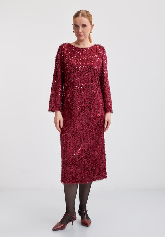 Платье футляр с паетками шир.  580, рис. 11