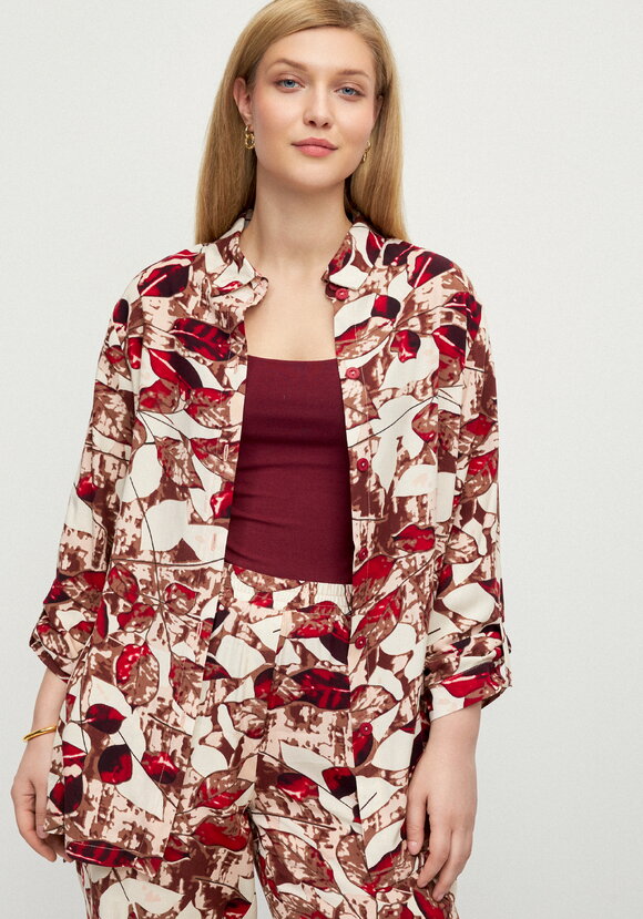 Блуза Калейдоскоп лепестков шир.  580, рис. 16