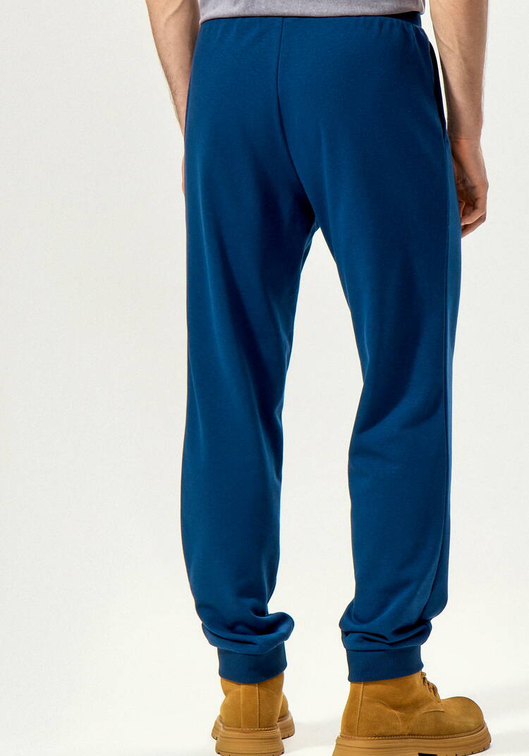 Брюки с карманами и манжетами по низу шир.  750, рис. 26