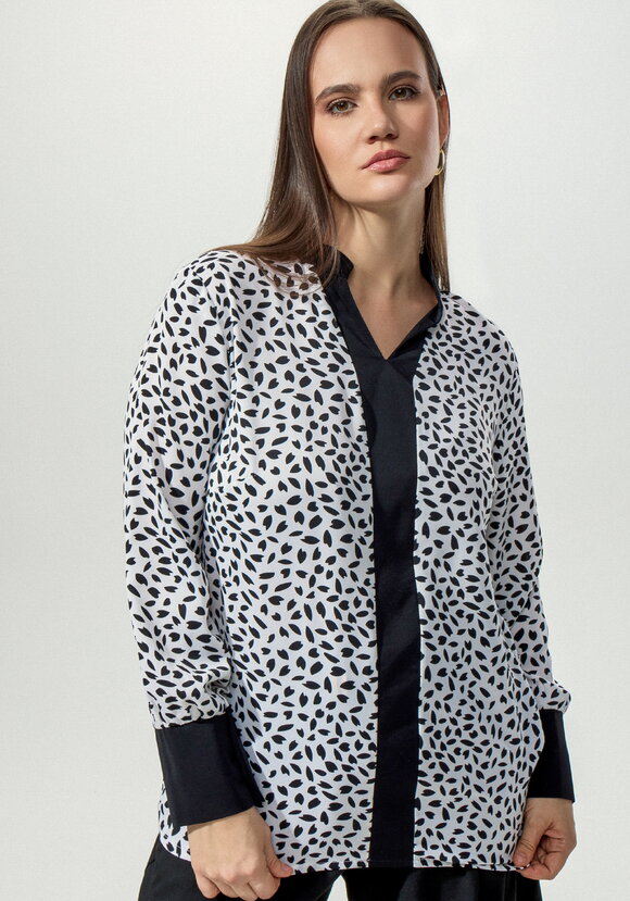 Рубашка с контрастными вставками шир.  580, рис. 4