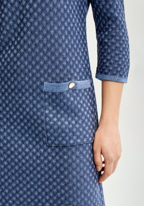 Платье полуприлегающего силуэта с рукавом 3/4 шир.  580, рис. 6