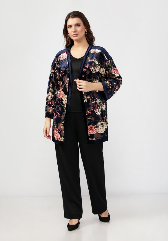 Кардиган-накидка со свободными рукавами шир.  580, рис. 8