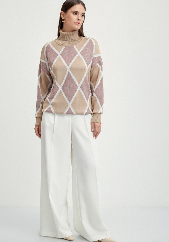 Свитер с рисунком ромбы и метанитью шир.  580, рис. 15