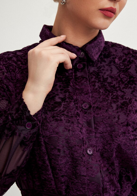 Платье-рубашка с фактурным рисунком шир.  580, рис. 12