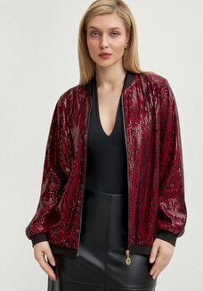 Бомбер с пайетками на подкладке