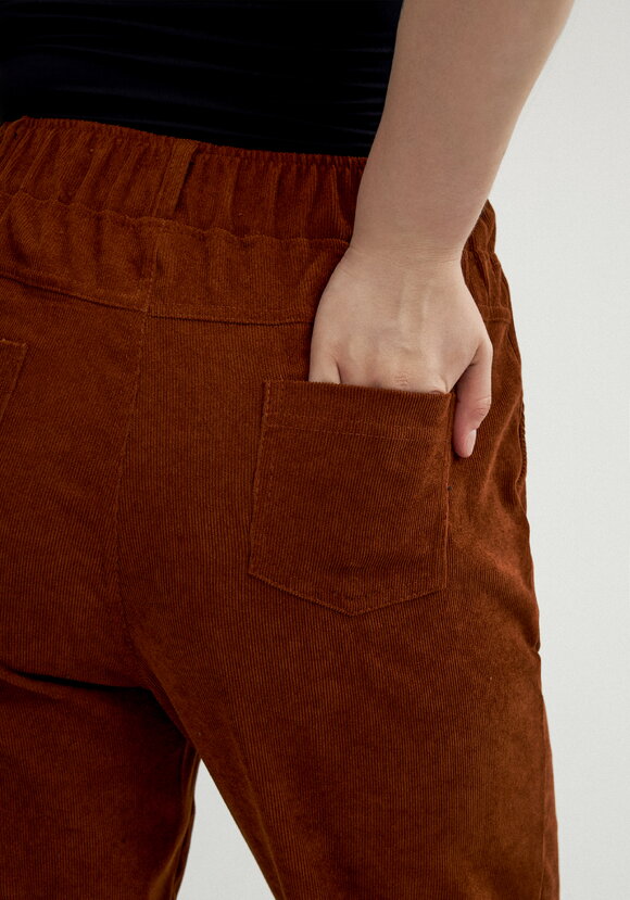 Брюки из микровельвета с комфортным поясом шир.  580, рис. 50