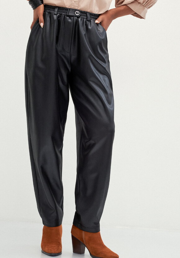 Брюки бананы с глянцевым напылением шир.  580, рис. 10