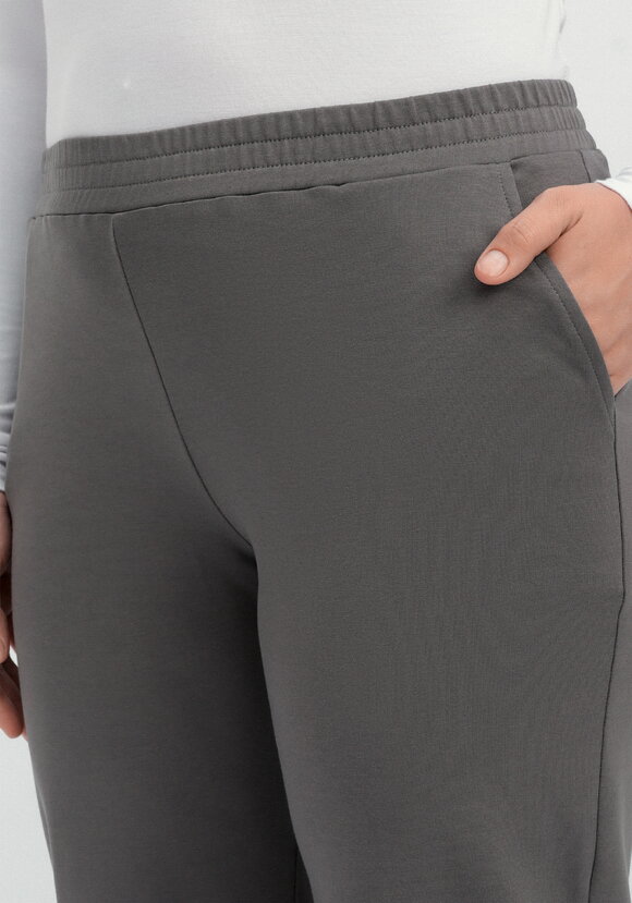 Комплект (брюки и свитшот с принтом) шир.  580, рис. 52