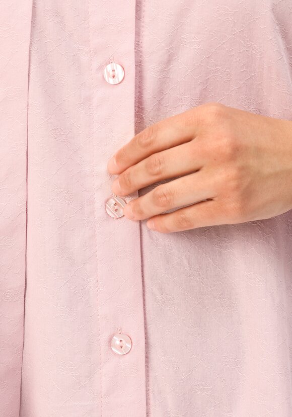 Блуза оригинального кроя с воланом шир.  580, рис. 30