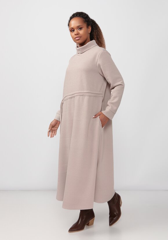 Платье из трикотажной ткани с кулиской шир.  580, рис. 7