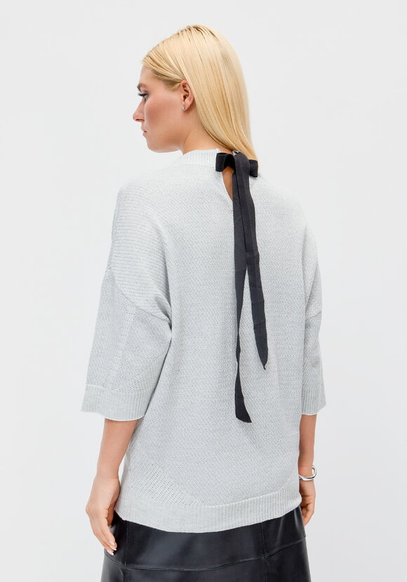 Джемпер с лентами на шее сзади шир.  580, рис. 31