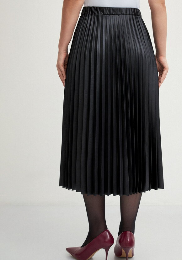 Юбка плиссированная из трикотажа с напылением шир.  580, рис. 10