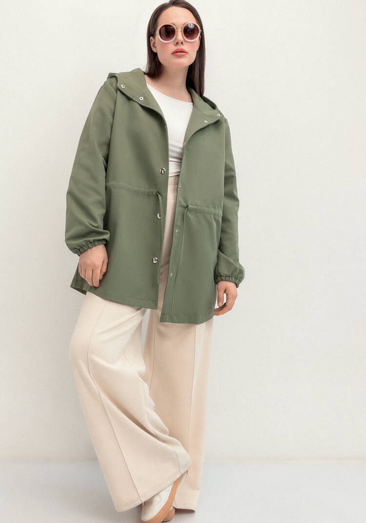 Ветровка с капюшоном и талии на кулиске шир.  750, рис. 8