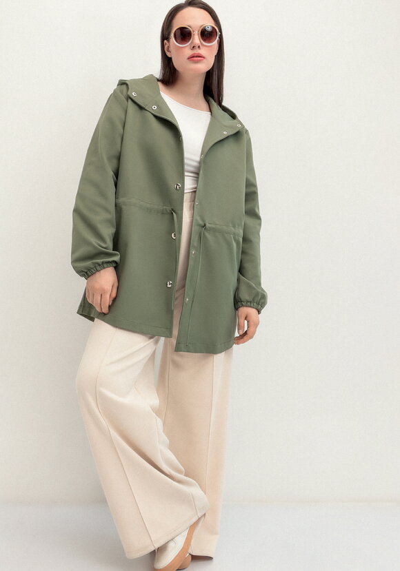 Ветровка с капюшоном и талии на кулиске шир.  580, рис. 8