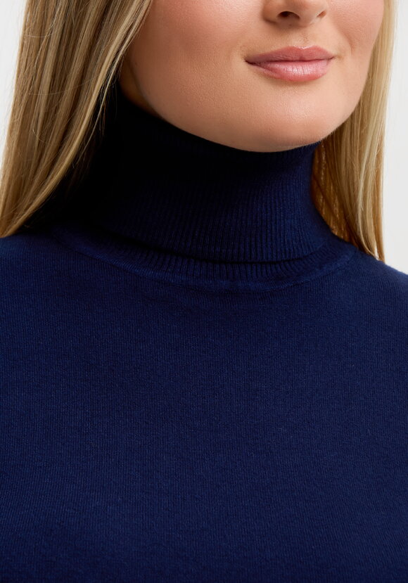 Водолазка Дамира шир.  580, рис. 23