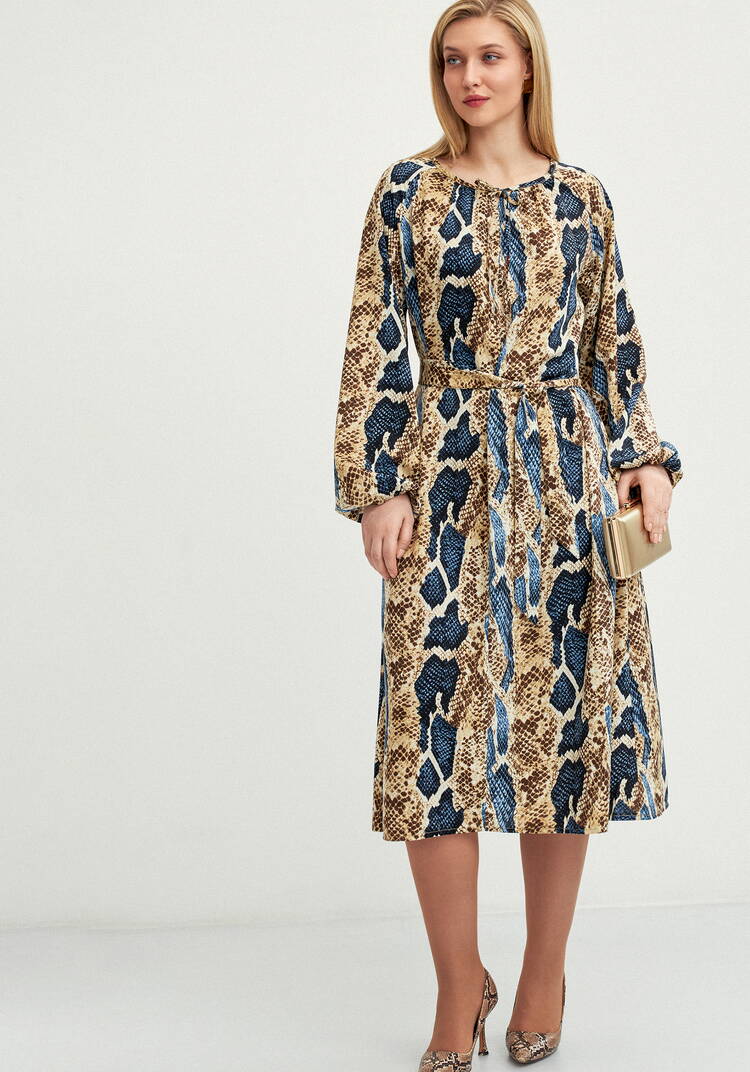 Платье с анималистичным принтом Дана шир.  750, рис. 7