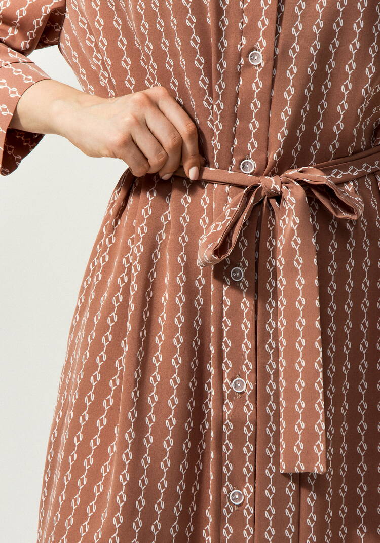 Платье-рубашка с воротником-стойкой шир.  750, рис. 6