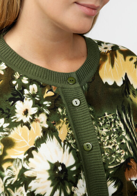 Кардиган с цветочным принтом на пyговицах шир.  580, рис. 11