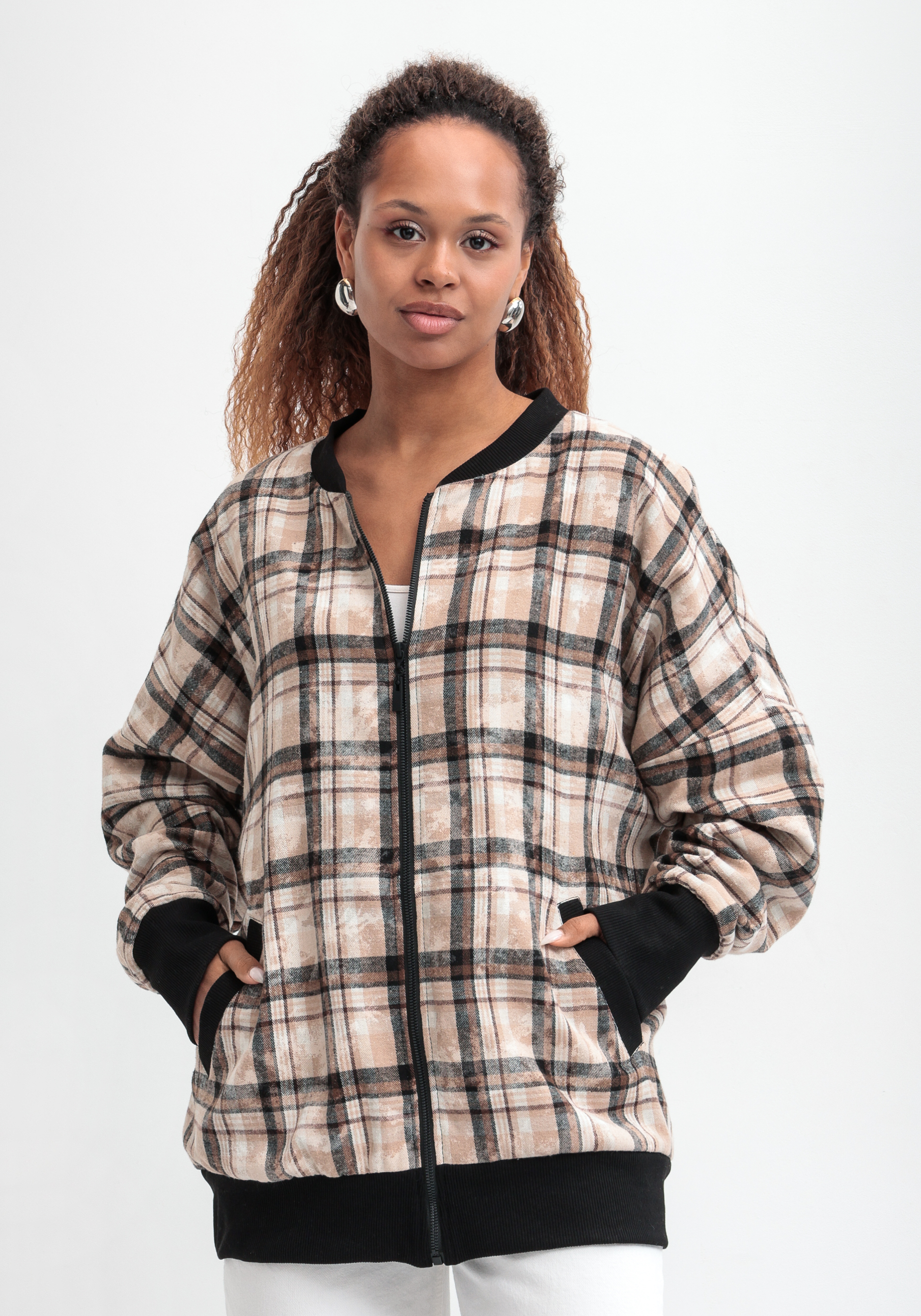 Бомбер quotСелин quot 8999₽