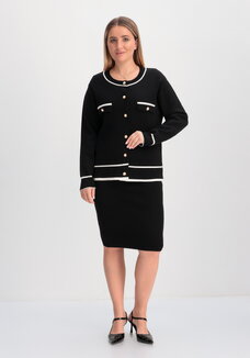 Костюм в стиле олд мани (пиджак и юбка)