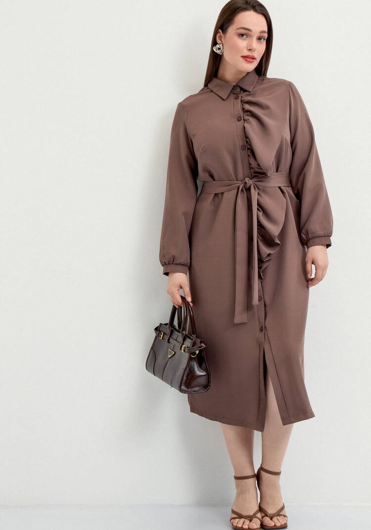 Платье с декоративной сборкой на пуговицах шир.  750, рис. 18