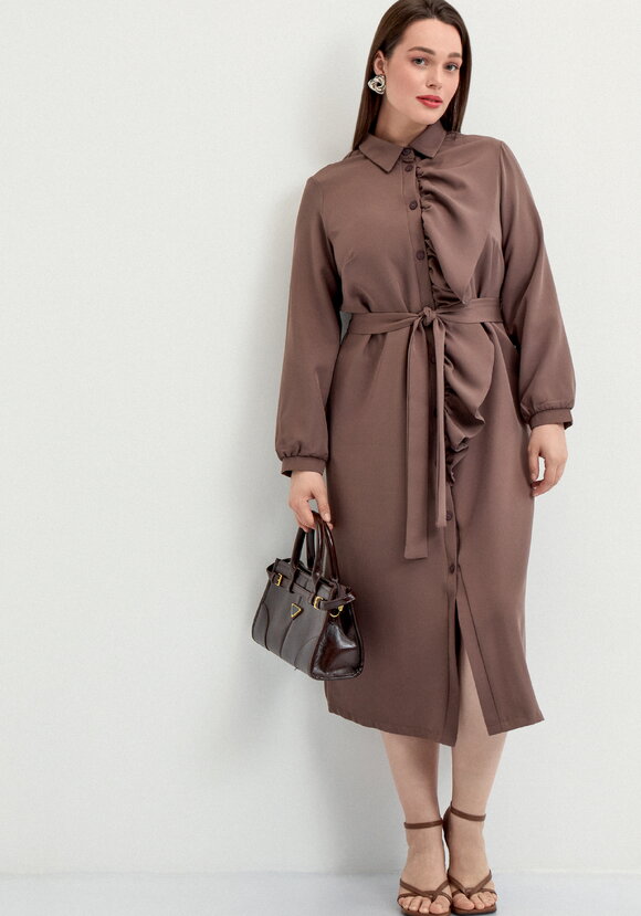 Платье с декоративной сборкой на пуговицах шир.  580, рис. 18