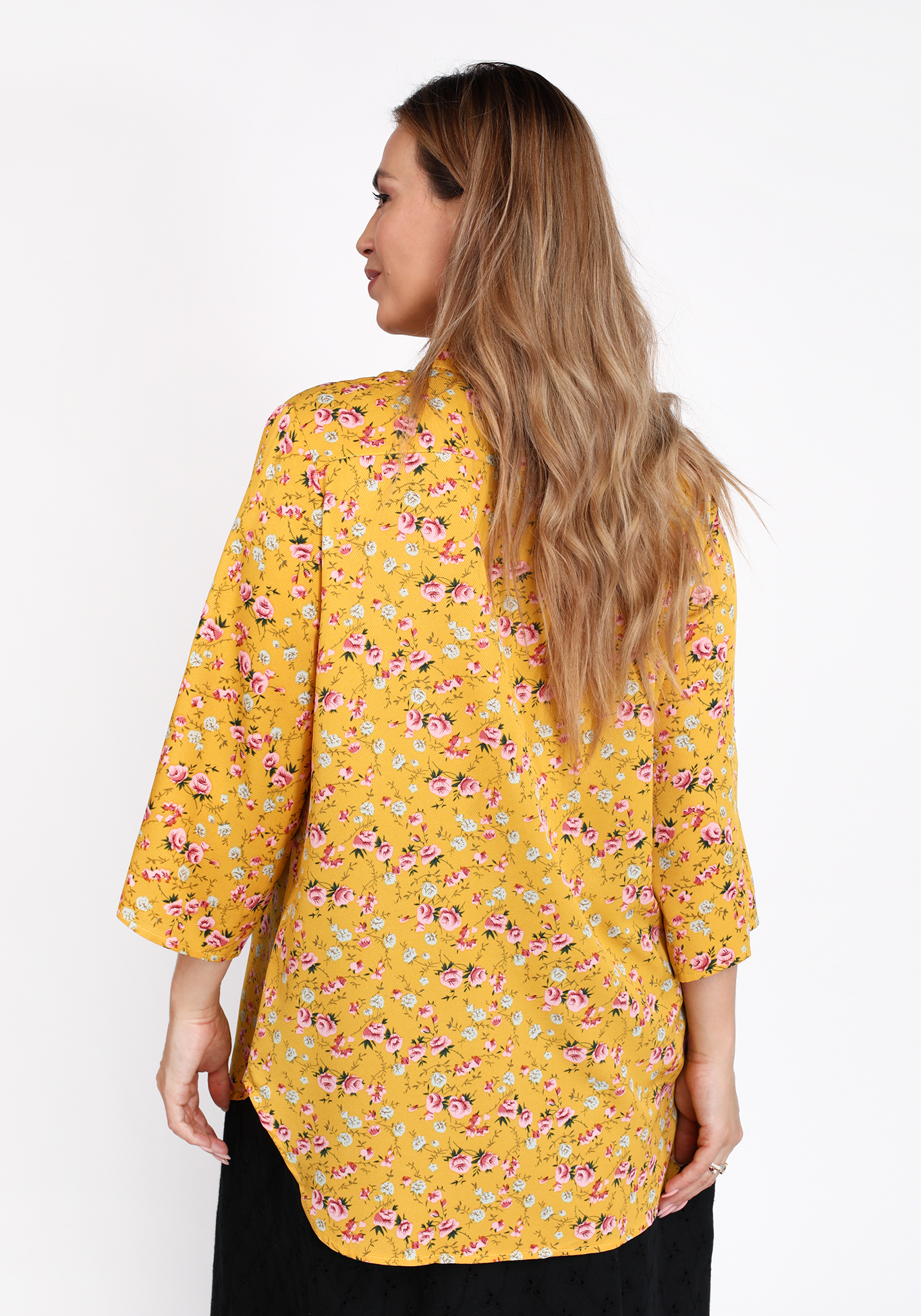 Рубашка на пуговицах с цветочным принтом Bianka Modeno, размер 50 свободная модель - фото 3