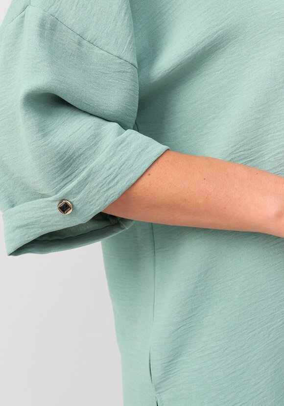 Костюм: брюки и блуза с лаконичным принтом шир.  580, рис. 19