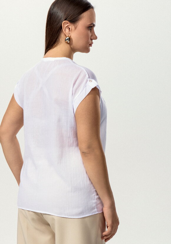 Блуза с коротким рукавом и карманом на груди шир.  580, рис. 3